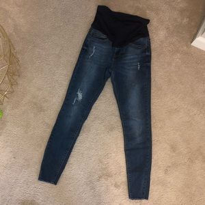 Size 26 maternity jeans- stretchy!